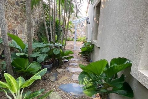 Casa de 3 dormitorios en Pattaya, Tailandia № 71658 - foto 5
