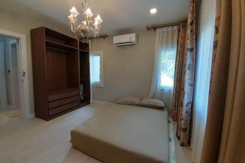 Casa de 3 dormitorios en Pattaya, Tailandia № 71658 - foto 13