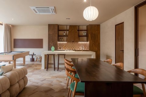Casa de 5 dormitorios en Pattaya, Tailandia № 155711 - foto 4