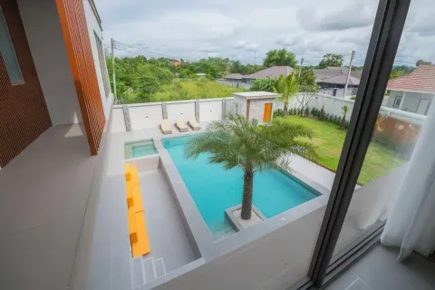 Chalet de 7 dormitorios en Pattaya, Tailandia № 155712 - foto 5