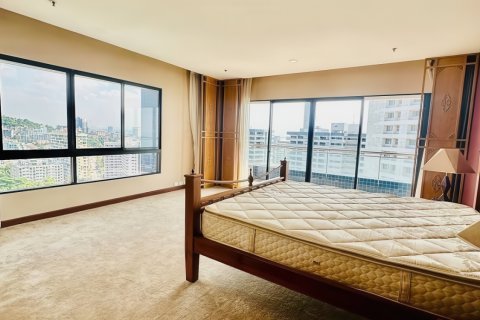 Apartamento de 2 dormitorios en Pattaya, Tailandia № 155709 - foto 14