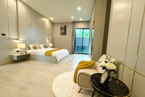 Chalet de 6 dormitorios en Pattaya, Tailandia № 155713 - foto 22