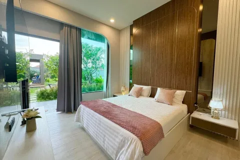 Chalet de 6 dormitorios en Pattaya, Tailandia № 155713 - foto 16