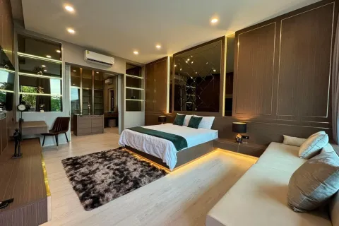 Chalet de 6 dormitorios en Pattaya, Tailandia № 155713 - foto 18