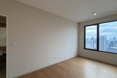 Condo in Watthana, Bangkok, Thailand, 5 bedrooms № 201333 - photo 4