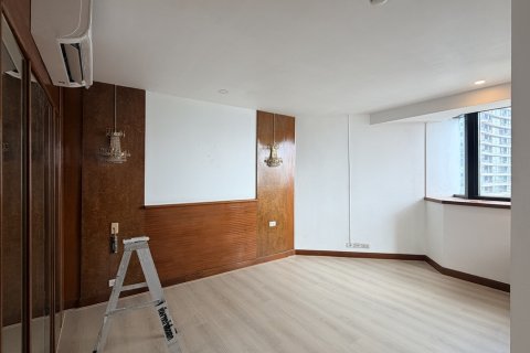 Condo in Watthana, Bangkok, Thailand, 3 bedrooms № 201334 - photo 5