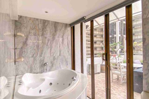 Condominio de 2 dormitorios en Bangkok, Tailandia № 183529 - foto 9
