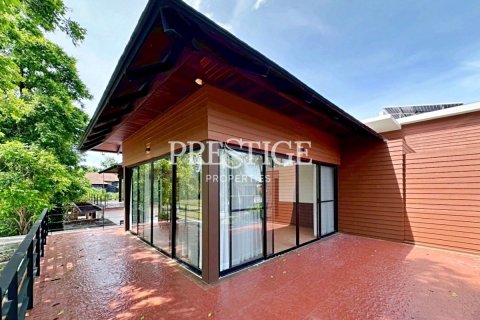 Haus in Pattaya, Thailand 5 Schlafzimmer № 198070 - Foto 16