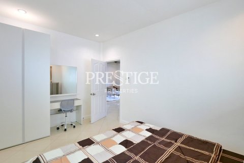 House in Pattaya, Thailand 3 bedrooms № 198074 - photo 16