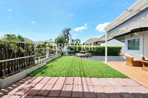 House in Pattaya, Thailand 3 bedrooms № 198074 - photo 21