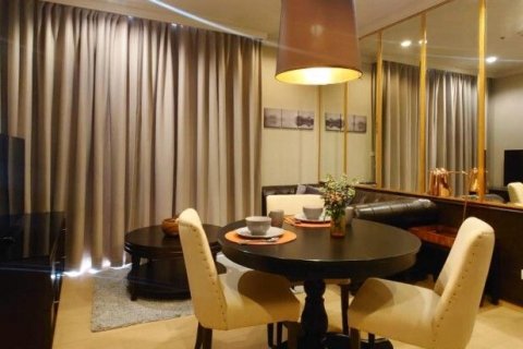 Estudio en el condominio en Watthana, Bangkok, Tailandia № 137907 - foto 3