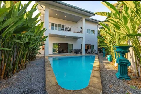 Villa in Phuket, Thailand 4 Schlafzimmer № 222365