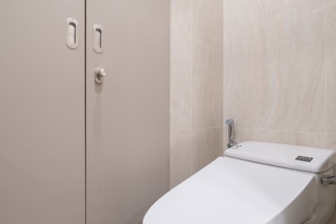 Condominio de 2 dormitorios en Bangkok, Tailandia № 222364 - foto 14