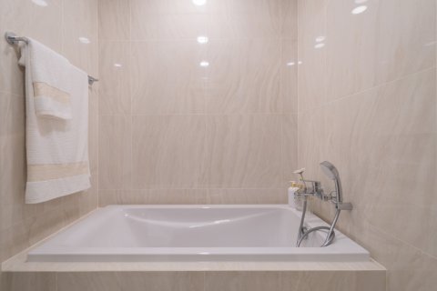 Condominio de 2 dormitorios en Bangkok, Tailandia № 222364 - foto 12