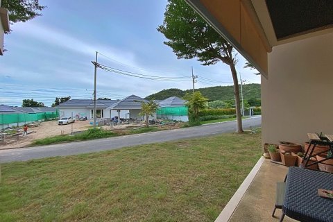 Condominio de 2 dormitorios en Hua Hin, Tailandia № 168425 - foto 4