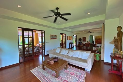 Chalet de 5 dormitorios en Hua Hin, Tailandia № 168426 - foto 13