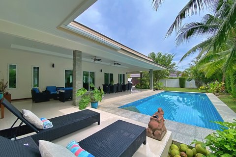Villa in Hua Hin, Thailand 3 Schlafzimmer № 168422 - Foto 9