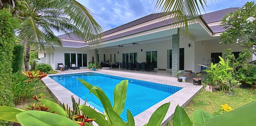 Villa in Hua Hin, Thailand 3 Schlafzimmer № 168422