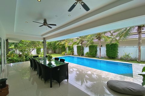 Villa in Hua Hin, Thailand 3 Schlafzimmer № 168422 - Foto 6