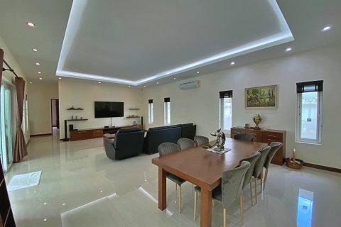 Villa in Hua Hin, Thailand 3 Schlafzimmer № 168422 - Foto 11