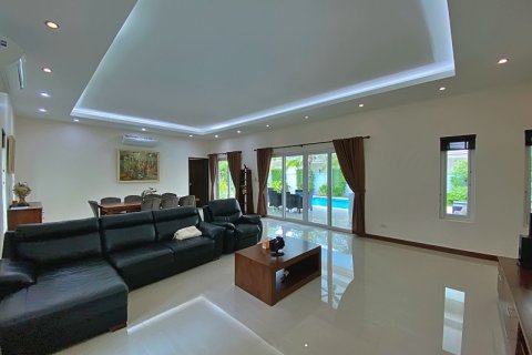 Villa in Hua Hin, Thailand 3 Schlafzimmer № 168422 - Foto 17
