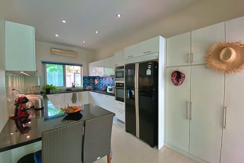 Villa in Hua Hin, Thailand 3 Schlafzimmer № 168422 - Foto 18