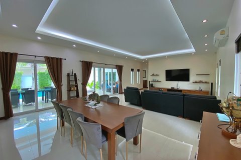 Villa in Hua Hin, Thailand 3 Schlafzimmer № 168422 - Foto 13