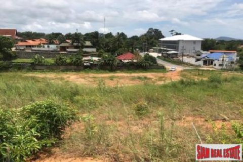 Terreno 8000 m2 en Nai Harn Beach, Tailandia № 202655 - foto 2