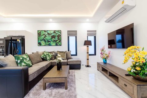 Chalet de 3 dormitorios en Hua Hin, Tailandia № 166565 - foto 6