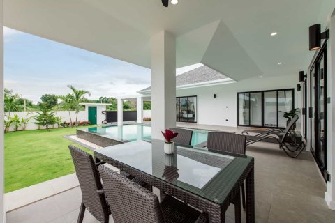 Chalet de 3 dormitorios en Hua Hin, Tailandia № 166565 - foto 18