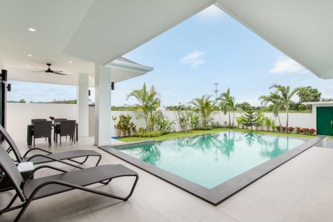Chalet de 3 dormitorios en Hua Hin, Tailandia № 166564 - foto 20