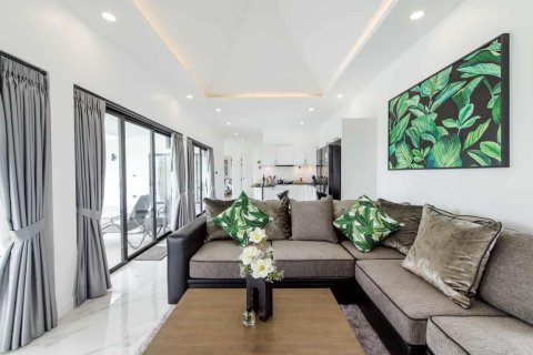 Chalet de 3 dormitorios en Hua Hin, Tailandia № 166564 - foto 6