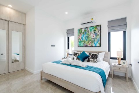 Chalet de 3 dormitorios en Hua Hin, Tailandia № 166564 - foto 4