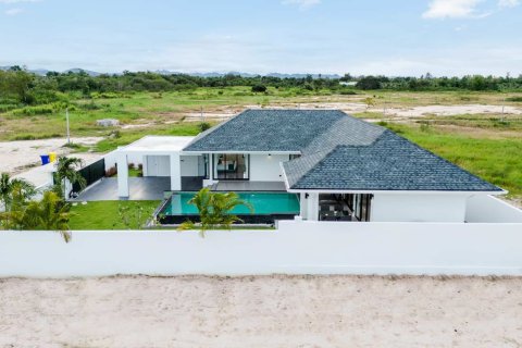 Chalet de 3 dormitorios en Hua Hin, Tailandia № 166564 - foto 25