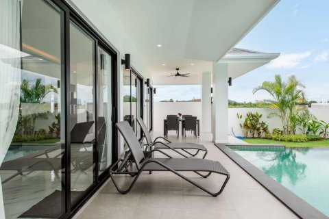 Chalet de 3 dormitorios en Hua Hin, Tailandia № 166564 - foto 19