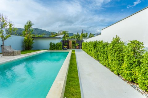Chalet de 3 dormitorios en Rawai, Tailandia № 71530 - foto 11