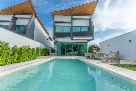Chalet de 3 dormitorios en Rawai, Tailandia № 71530 - foto 15