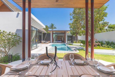 Chalet de 4 dormitorios en Bang Tao, Tailandia № 74324 - foto 10