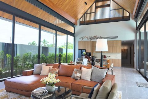 Chalet de 4 dormitorios en Bang Tao, Tailandia № 74324 - foto 20