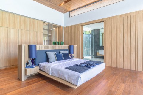 Chalet de 4 dormitorios en Bang Tao, Tailandia № 74324 - foto 6