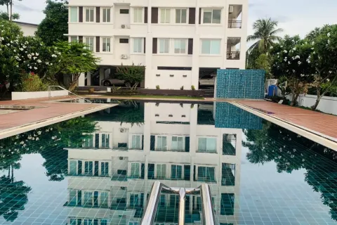 Estudio en el condominio en Nakhon Si Thammarat, Tailandia № 158525 - foto 12