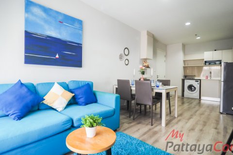 Condominio de 2 dormitorios en Pattaya, Tailandia № 32402 - foto 2