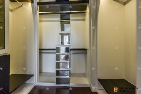 Condo in Bangkok, Thailand, 3 bedrooms № 190118 - photo 9