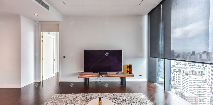 Condo in Bangkok, Thailand, 3 bedrooms № 190118