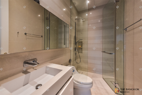 Condo in Bangkok, Thailand, 3 bedrooms № 190118 - photo 6