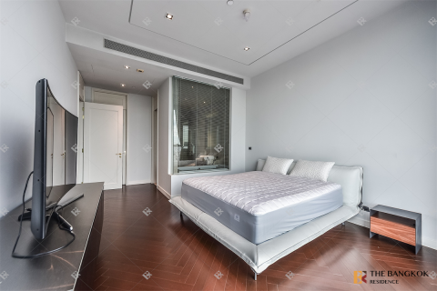 Condo in Bangkok, Thailand, 3 bedrooms № 190118 - photo 3