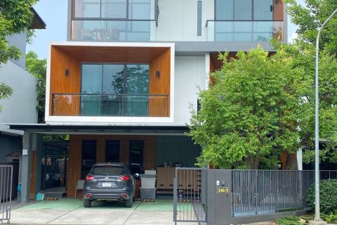 Casa de 4 dormitorios en Chiang Mai, Tailandia № 149637