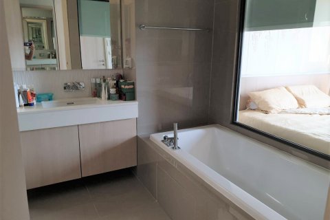 Condominio de 2 dormitorios en Bangkok, Tailandia № 143928 - foto 5
