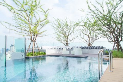 Condominio de 2 dormitorios en Bangkok, Tailandia № 143928 - foto 13