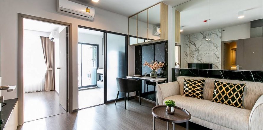 Condominio de 1 dormitorio en Phra Khanong, Bangkok, Tailandia № 143926